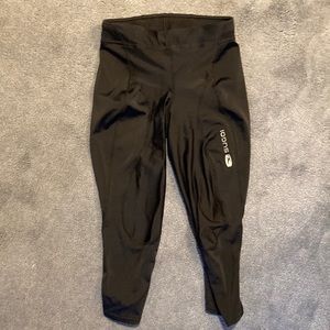 Sugoi Piston 200 compression running capri tights shorts size small NWT